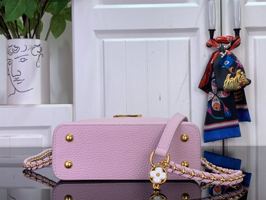 루이비통 카퓌신 미니 M25611 2113.68cm 핑크4.jpg