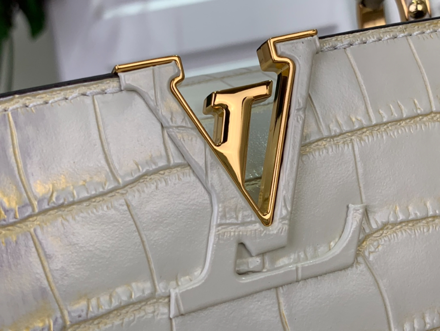 루이비통 카퓌신 미니 악어무늬 M94227 M48865 21148cm8.jpg