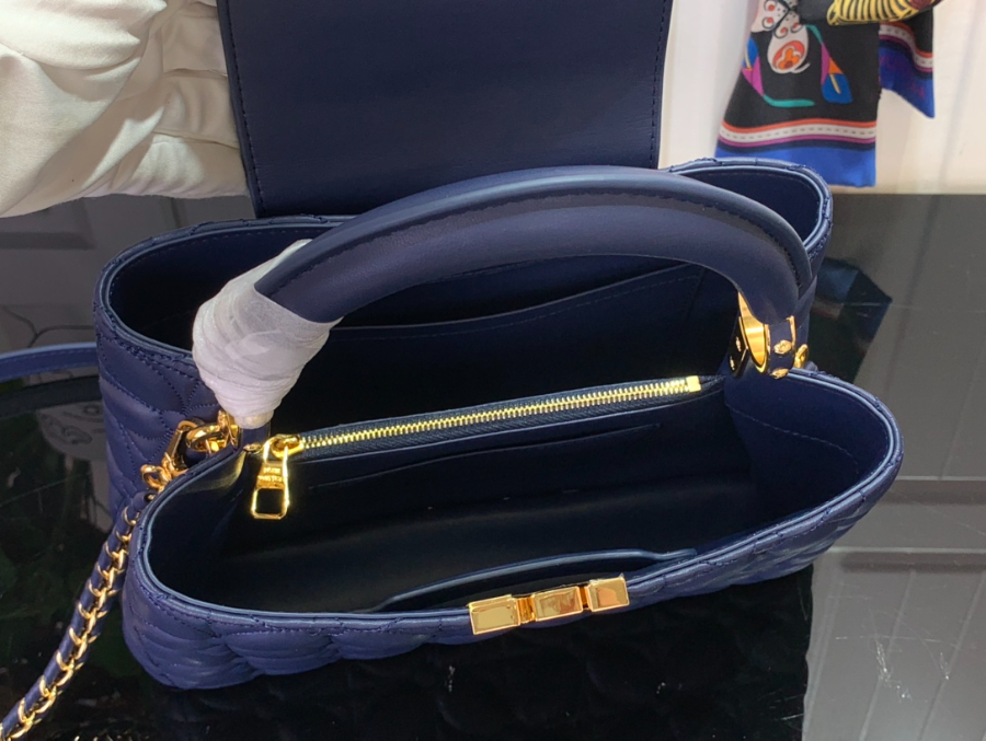 루이비통 카퓌신 이스트 웨스트 스몰 네잎클로버 M25283 17.3927cm 네이비3.jpg