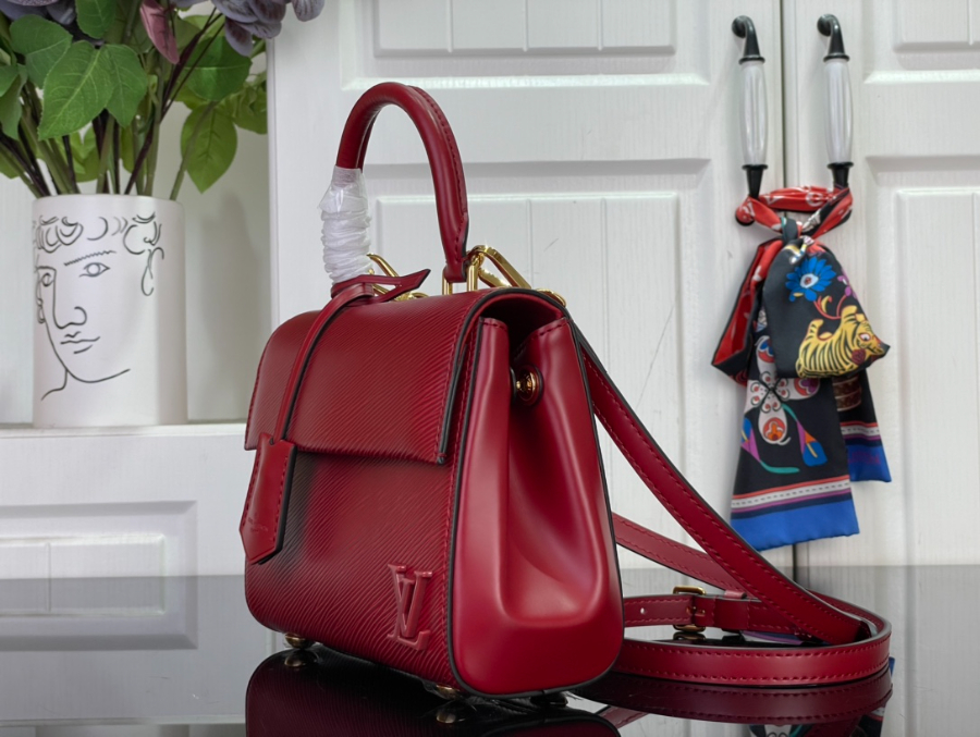 루이비통 클루니 미니 M15229 20167.5cm 레드4.jpg