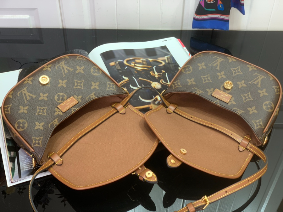 루이비통 듀오 BB M26592 14619cm 브라운08.jpg