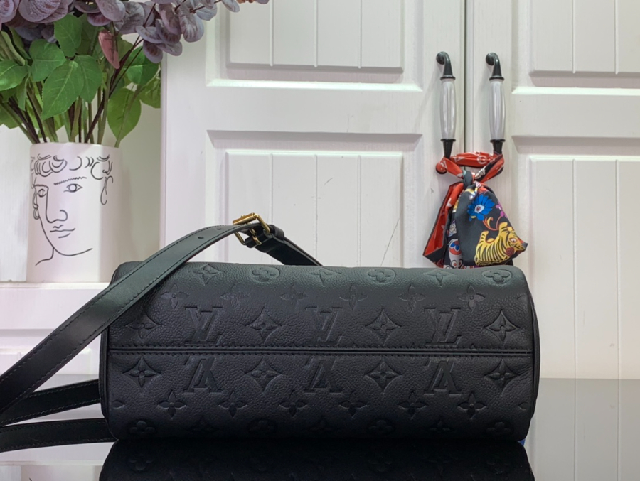 루이비통 애비뉴 PM 스몰 3019.512cm M25577 블랙5.jpg