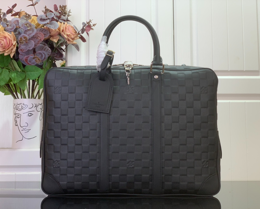 루이비통 포르트 도큐멍 보야주 다미에 N41146 41317cm 블랙1.jpg