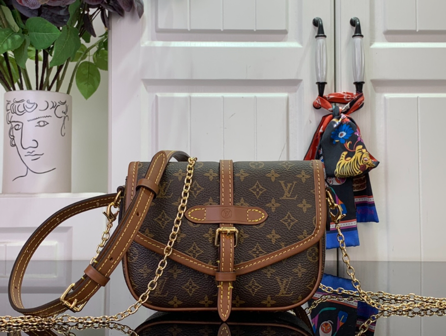 루이비통 솔로 M27096 11.6415.7cm1.jpg