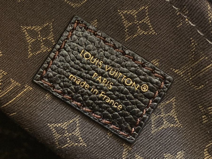 루이비통 익스프레스 미디엄 M26037 2418.536cm 다크 브라운8.jpg