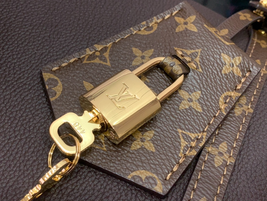 루이비통 익스프레스 미디엄 M26037 2418.536cm 초콜릿6.jpg