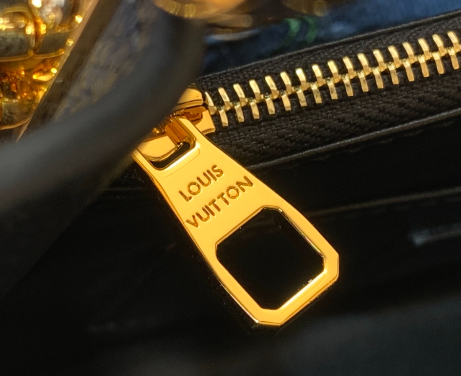 루이비통 LV x TM 카퓌신 미디엄 M13714 201131.5cm 블랙8.jpg