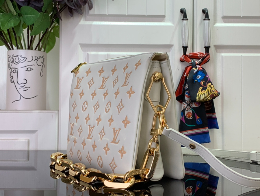 루이비통 쿠상 스몰 M14503 201226cm4.jpg