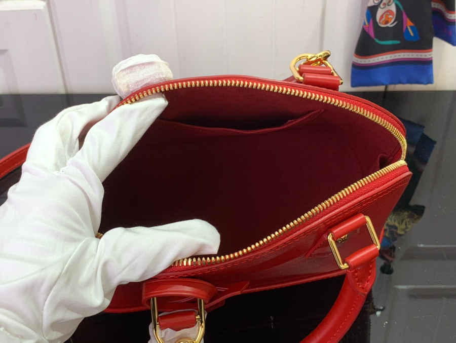 루이비통 알마 BB M25226 23.517.511.5cm 다크 레드3.jpg
