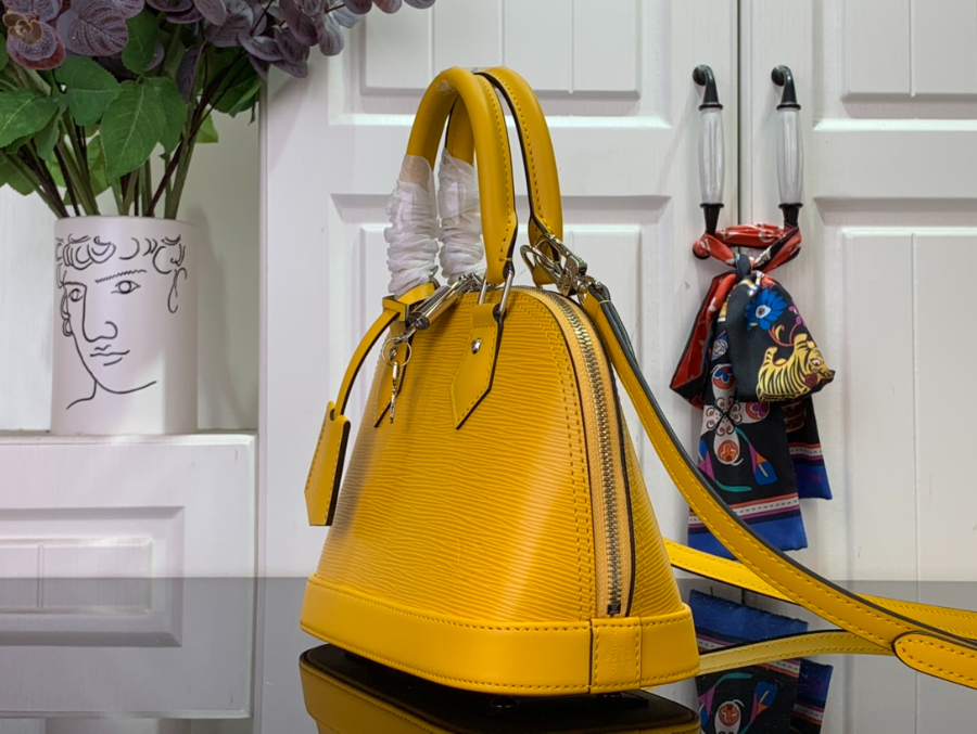 루이비통 알마 BB M11383 23.517.511.5cm 옐로우4.jpg