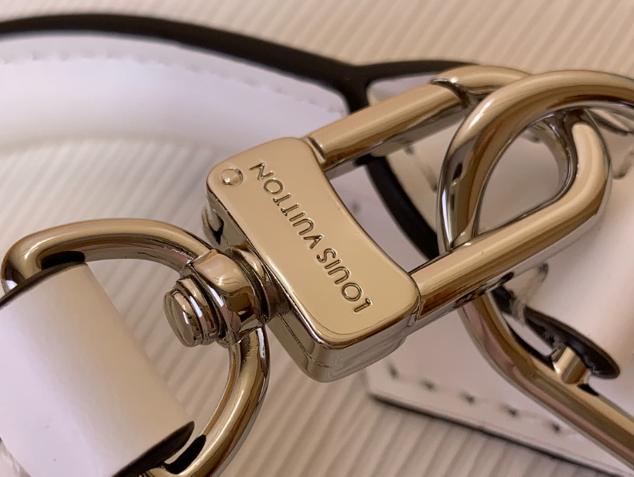 루이비통 알마 BB M11381 23.517.511.5cm 화이트9.jpg