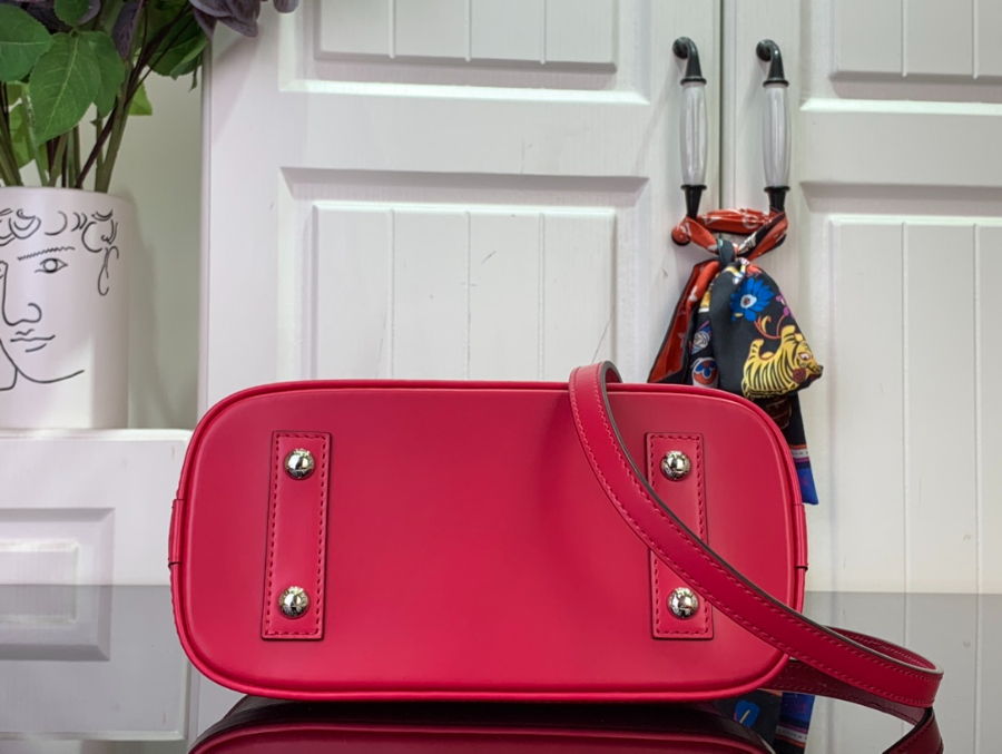 루이비통 알마 BB M11382 23.517.511.5cm 레드4.jpg