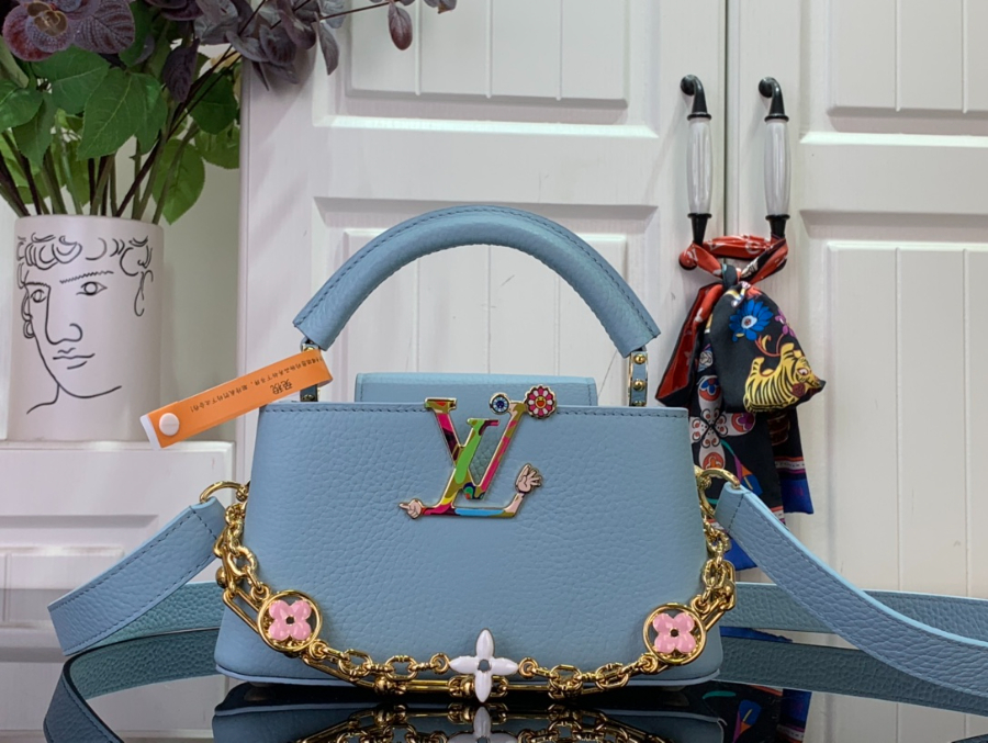 루이비통 LV x TM 카퓌신 이스트 웨스트 미니 M13707 22128cm 블루1.jpg