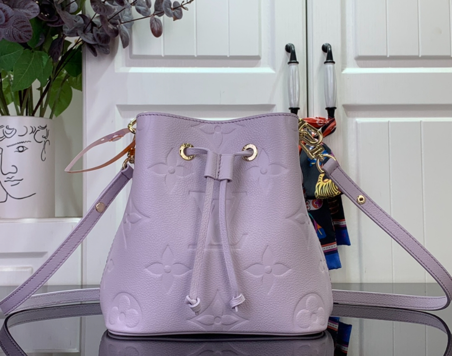 루이비통 네오노에 BB M25675 201320cm 라이트 퍼플1.jpg