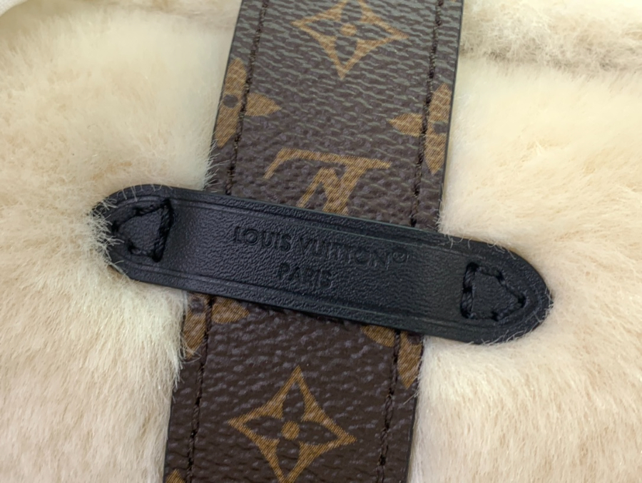 루이비통 포쉐트 미아 25 M26245 14.5822cm 아이보리6.jpg