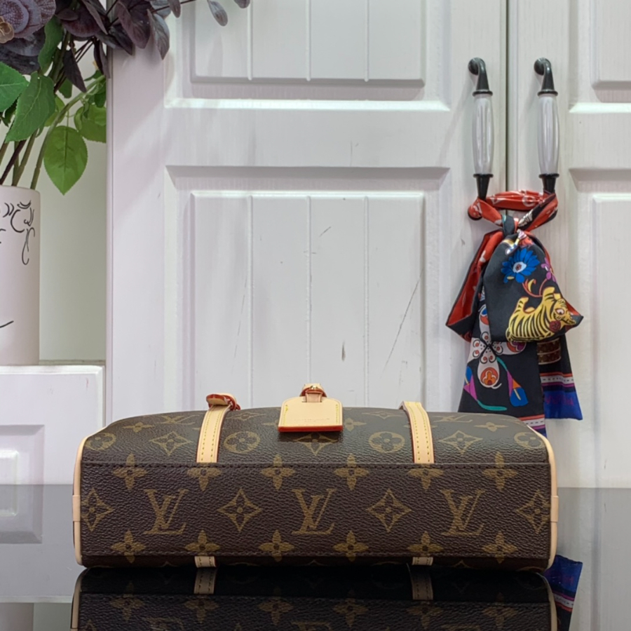 루이비통 행 온 M47031 11.56.526cm5.jpg