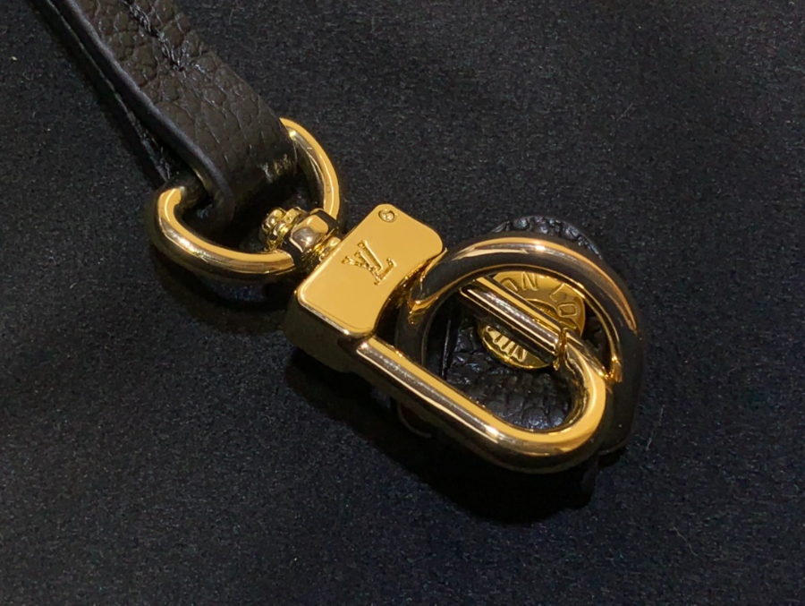 루이비통 LV X TM 네버풀 MM 블랙 M13675 322917cm7.jpg