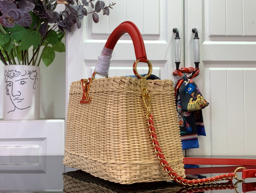 루이비통 LV x TM 카퓌신 BB M14295 27189cm 레드4.jpg