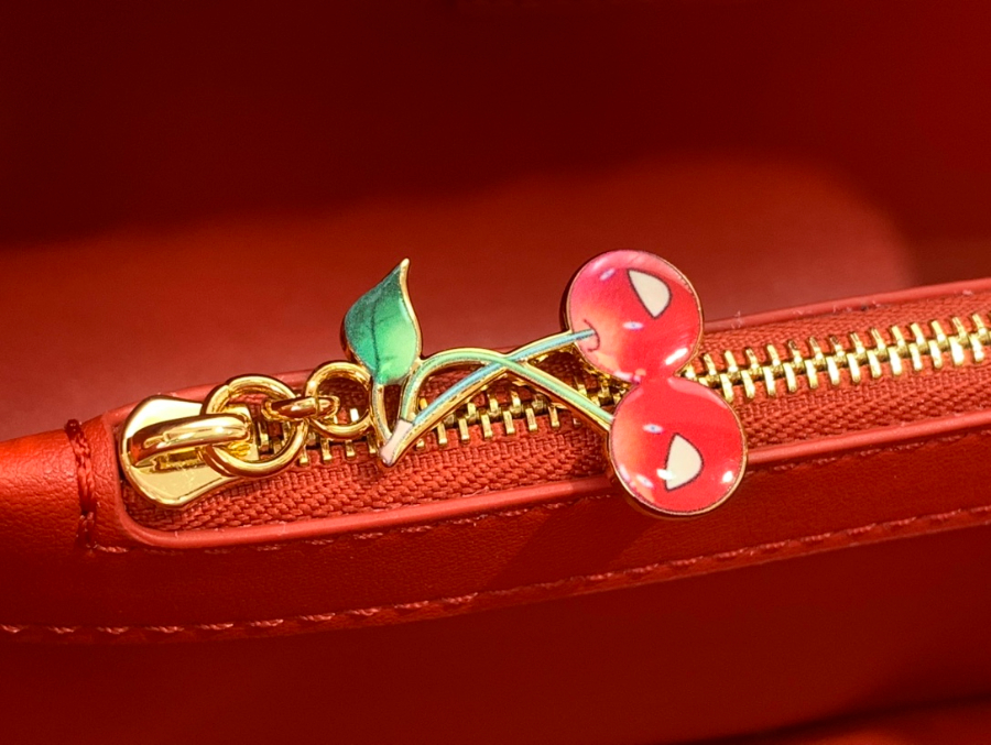 루이비통 LV x TM 카퓌신 BB M14295 27189cm 레드7.jpg