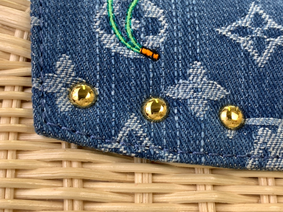 루이비통 LV x TM 카퓌신 BB M14295 27189cm 화이트7.jpg