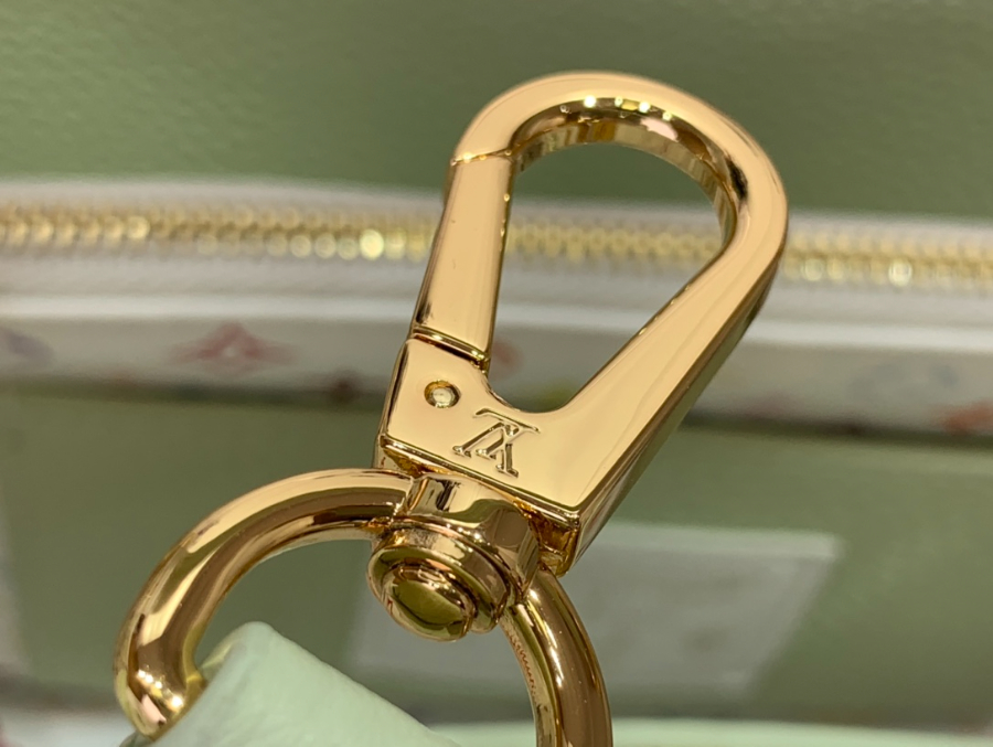 루이비통 LV x TM 카퓌신 BB 아보카도 그린 M14101 17.3927cm7.jpg