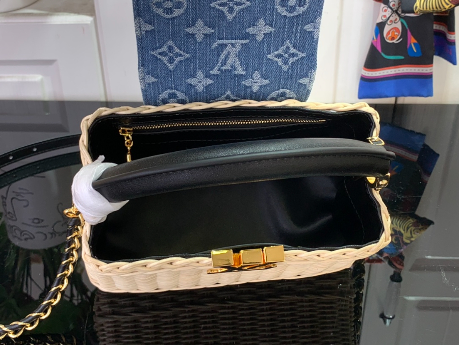 루이비통 LV x TM 카퓌신 미니 M14295 13.6821cm 블랙3.jpg