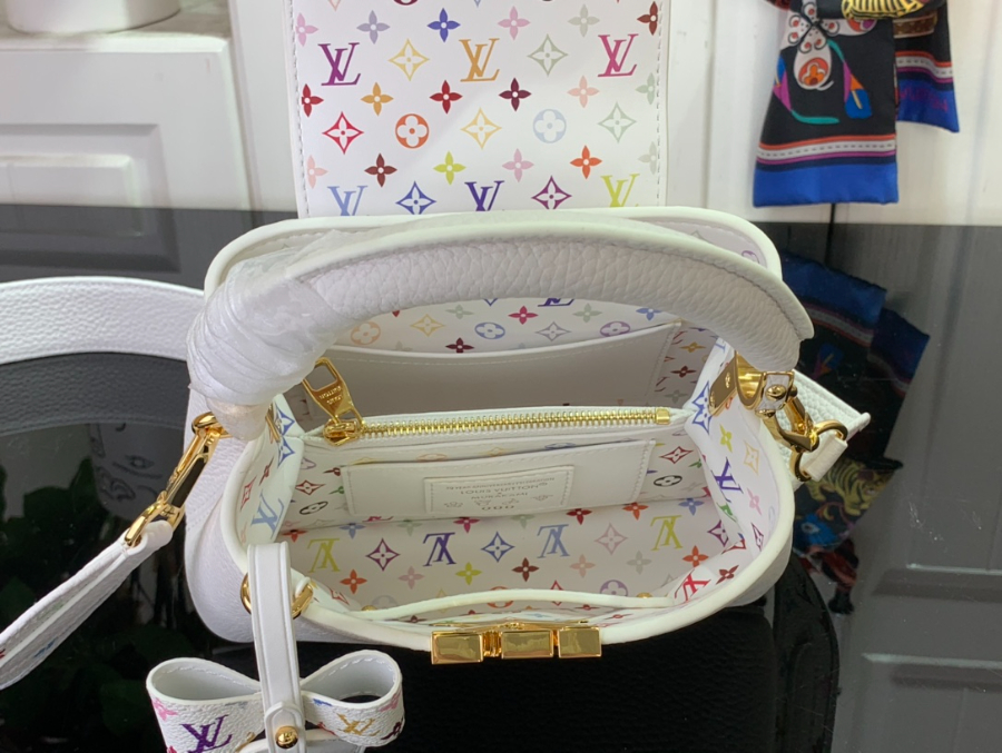 루이비통 LV x TM 카퓌신 미니 화이트 M13253 14821cm3.jpg