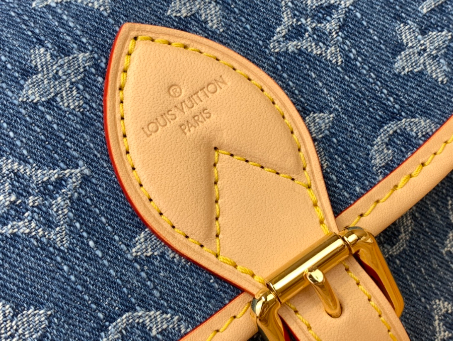 루이비통 다이앤 데님 M13070 15924cm 가죽 스트랩8.jpg