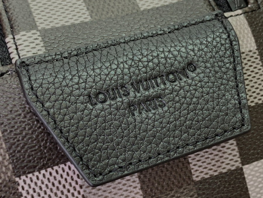 루이비통 돕 키트 M15109 1516.528cm 블랙8.jpg