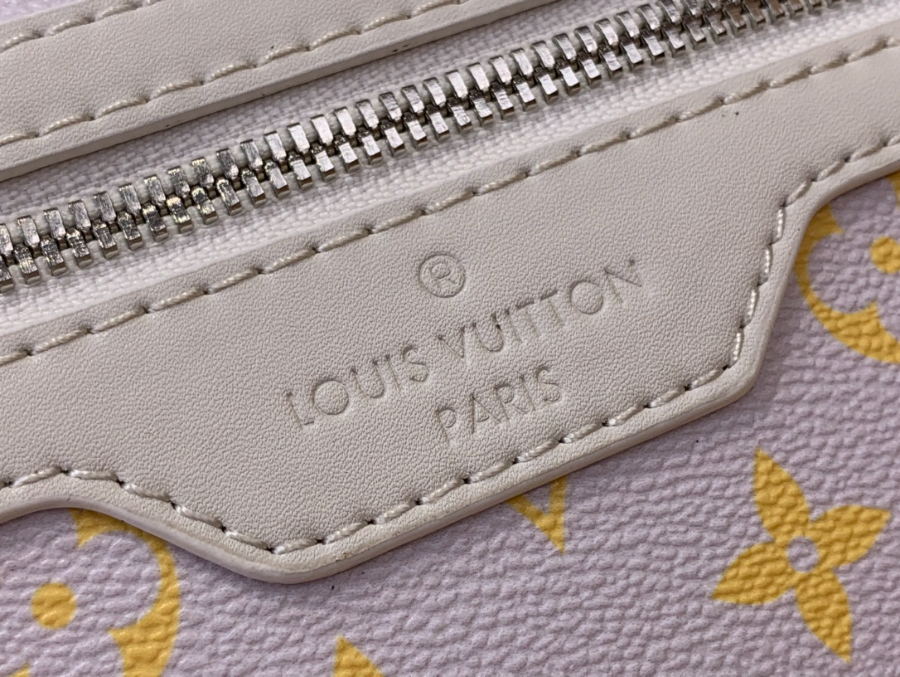 루이비통 디스커버리 백팩 M14673 293820cm8.jpg