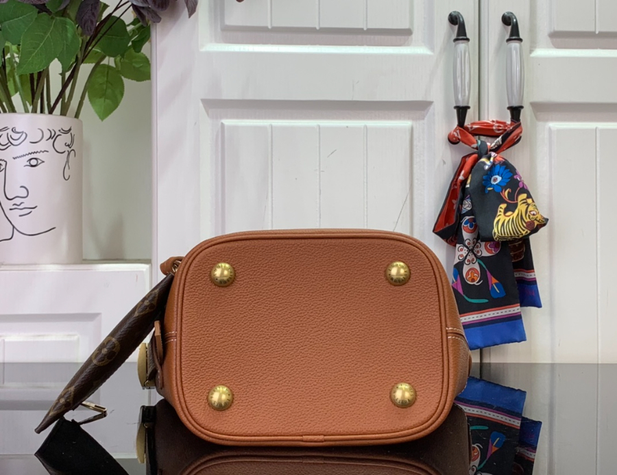 루이비통 로우 키 올 인 BB M14416 181216cm 브라운5.jpg