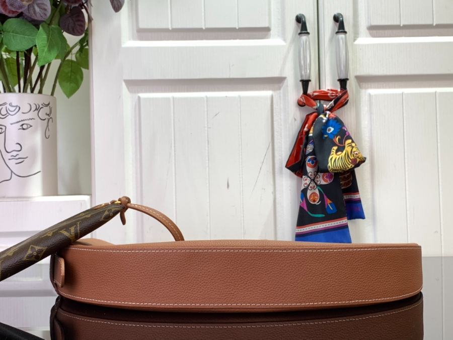 루이비통 로우 키 쿠키 브라운 M14642 26532cm 미디엄5.jpg