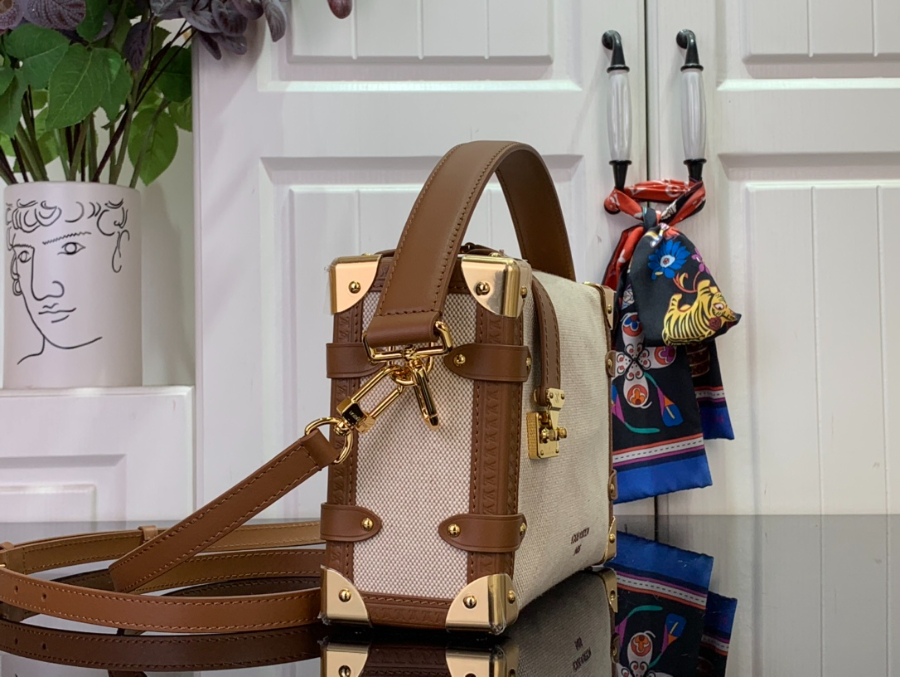 루이비통 사이드 트렁크 MM M14411 23.5168.5cm4.jpg