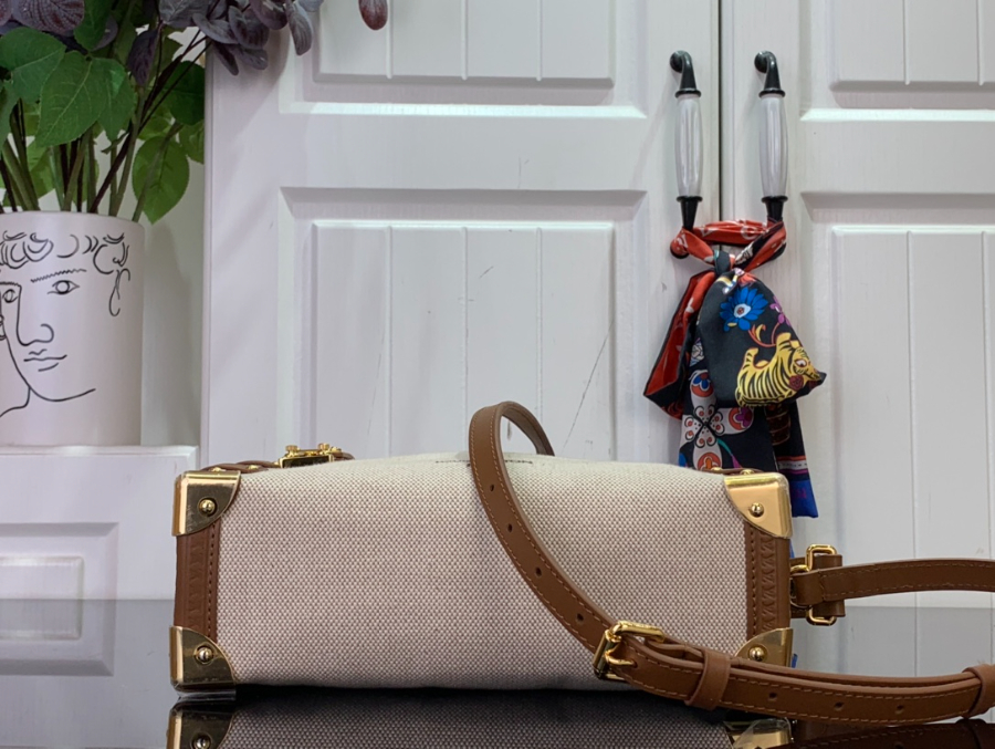 루이비통 사이드 트렁크 MM M14411 23.5168.5cm5.jpg