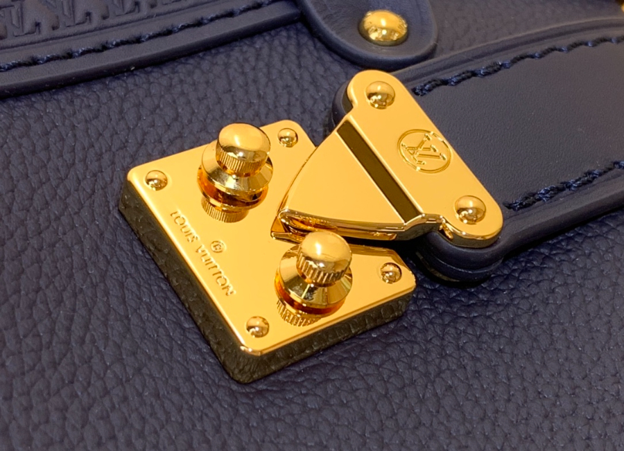 루이비통 사이드 트렁크 MM 네이비 M15226 21146cm6.jpg