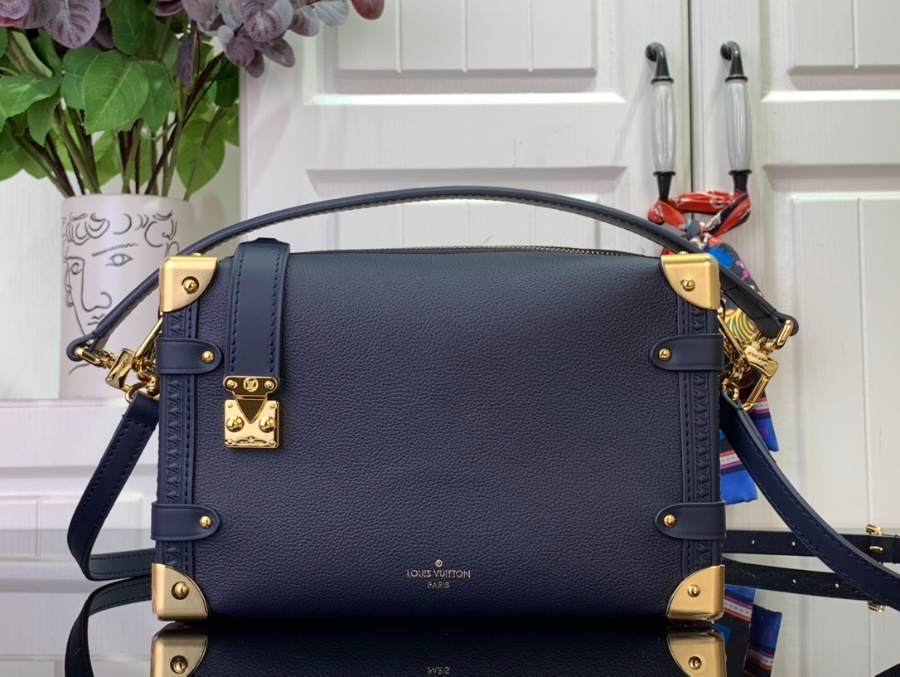 루이비통 사이드 트렁크 MM 네이비 M15226 21146cm1.jpg
