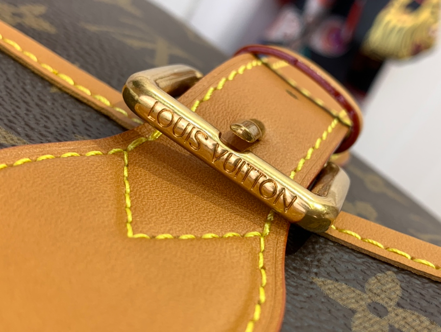 루이비통 사첼 메신저 M14723 241235.5cm7.jpg