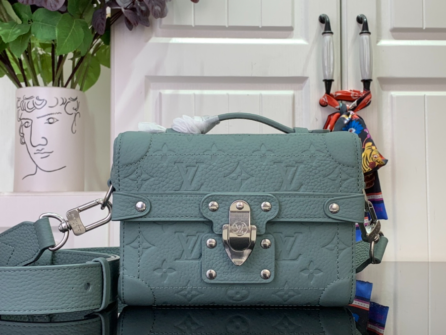 루이비통 소울 트렁크 베르 도 M13870 15719cm1.jpg