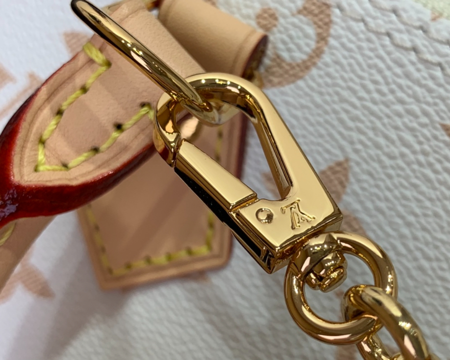 루이비통 알마 미니 LV 화이트 K00015 18128cm8.jpg