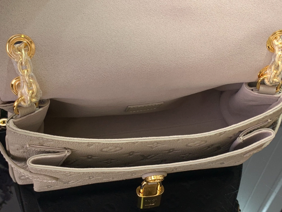 루이비통 애니타임 플랩 백 18.59.529.5cm M14973 투르텔3.jpg