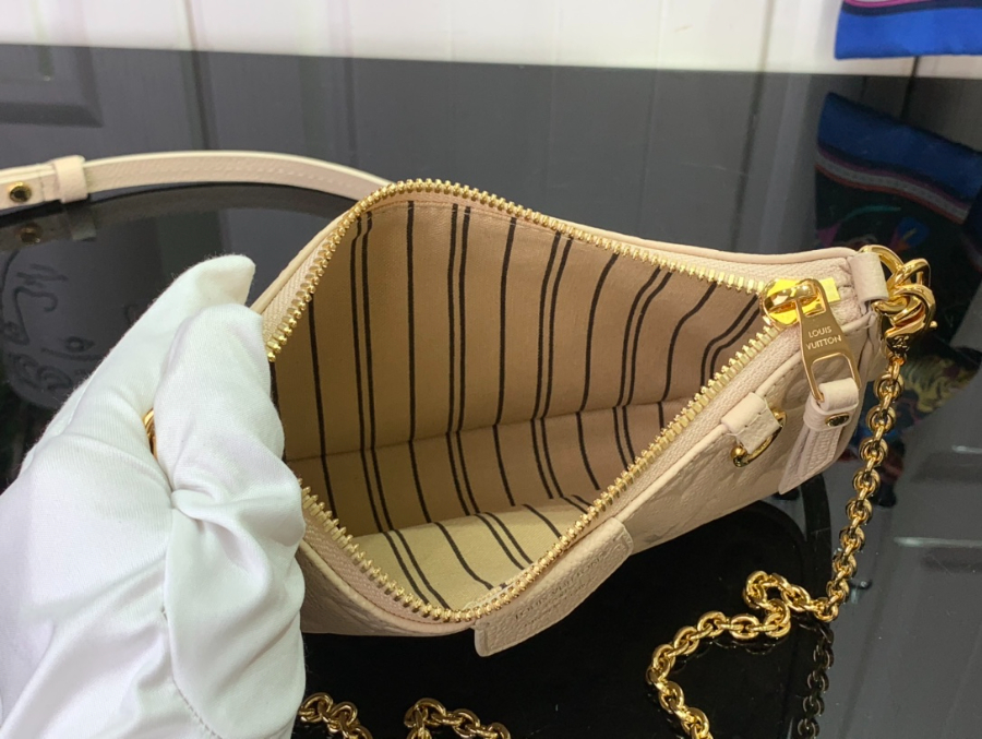 루이비통 이지 파우치 M14421 1911.53cm3.jpg