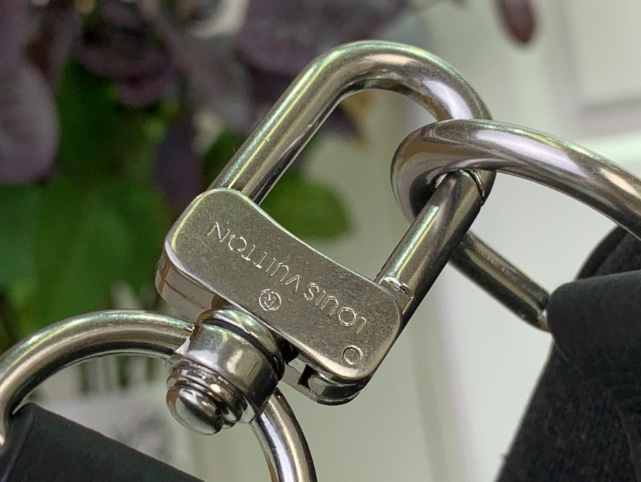 루이비통 키폴 반둘리에 50 M13966 292350cm8.jpg