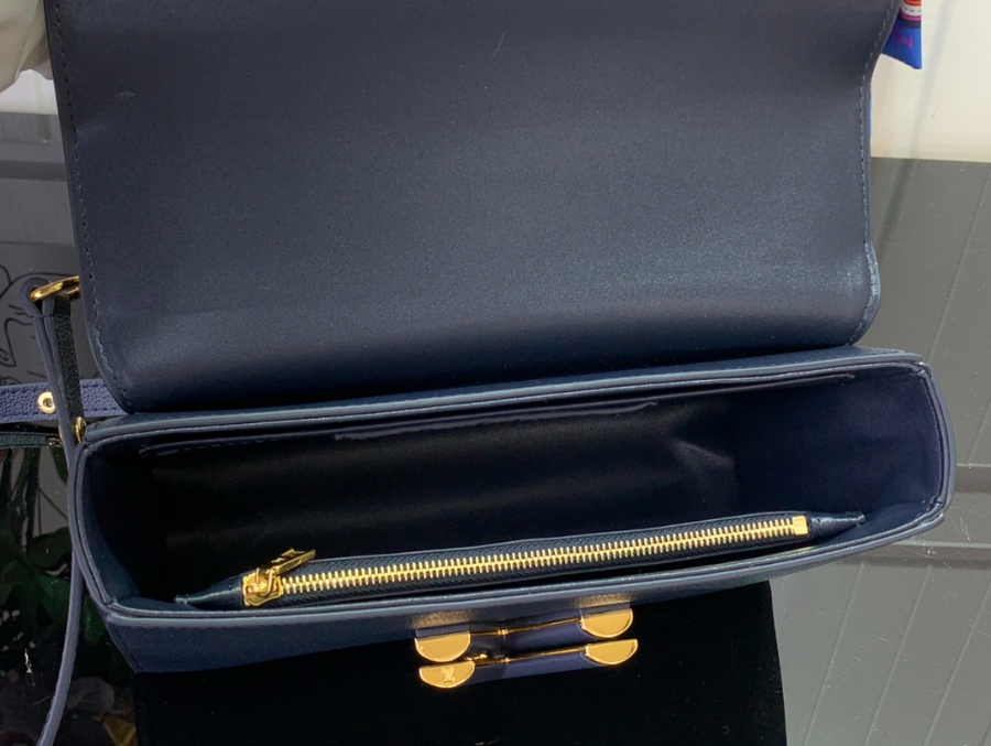 루이비통 트위스트 MM 슬림 23168cm M14342 네이비3.jpg