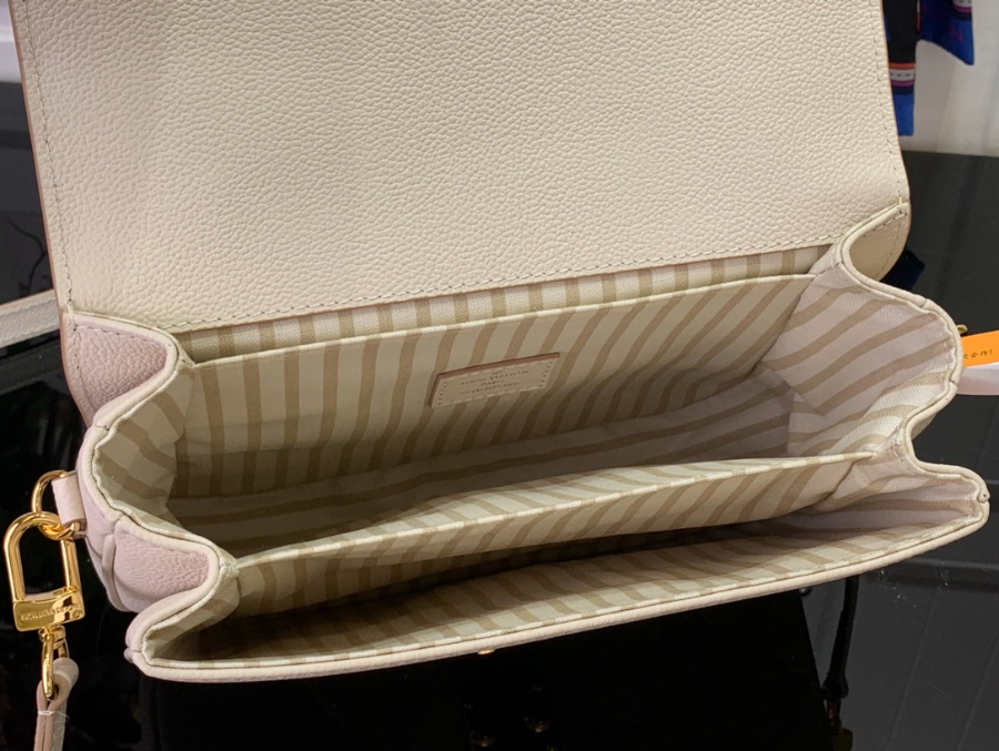 루이비통 포쉐트 메티스 M14977 25197cm3.jpg