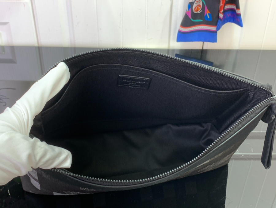 루이비통 포쉐트 보야주 수플 M14926 217.530cm 블랙3.jpg