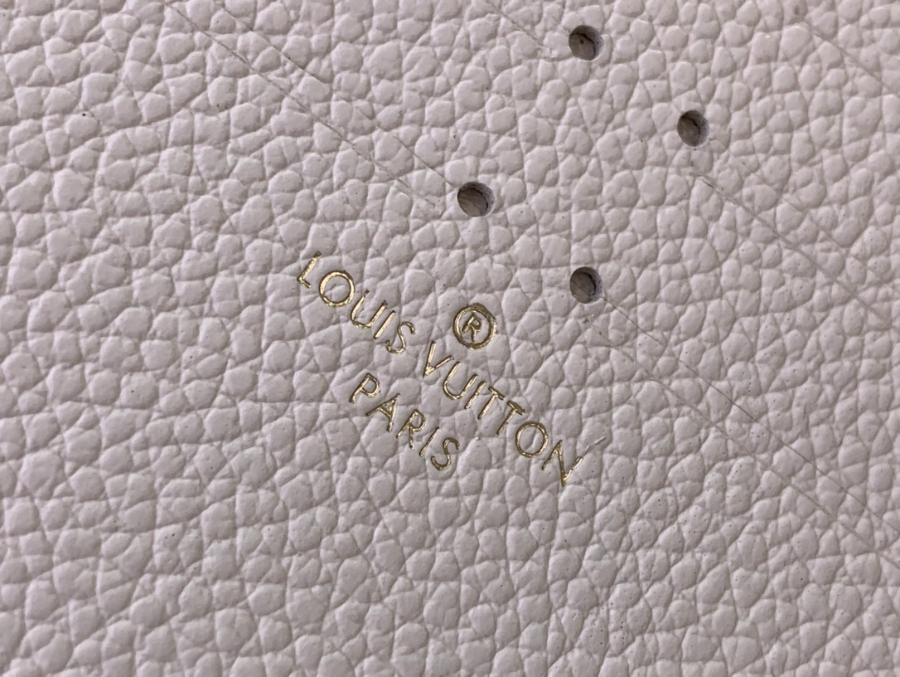 루이비통 포쉐트 펠리시 체인 M64064 M15968 21123cm 크림8.jpg