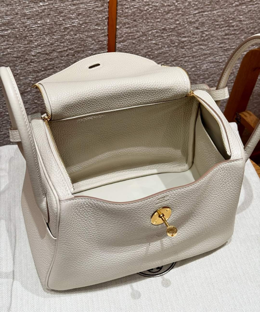 88c8e2657f23ca1c3b477f5a42b45871_1735524783_7652 - 복사본.jpg