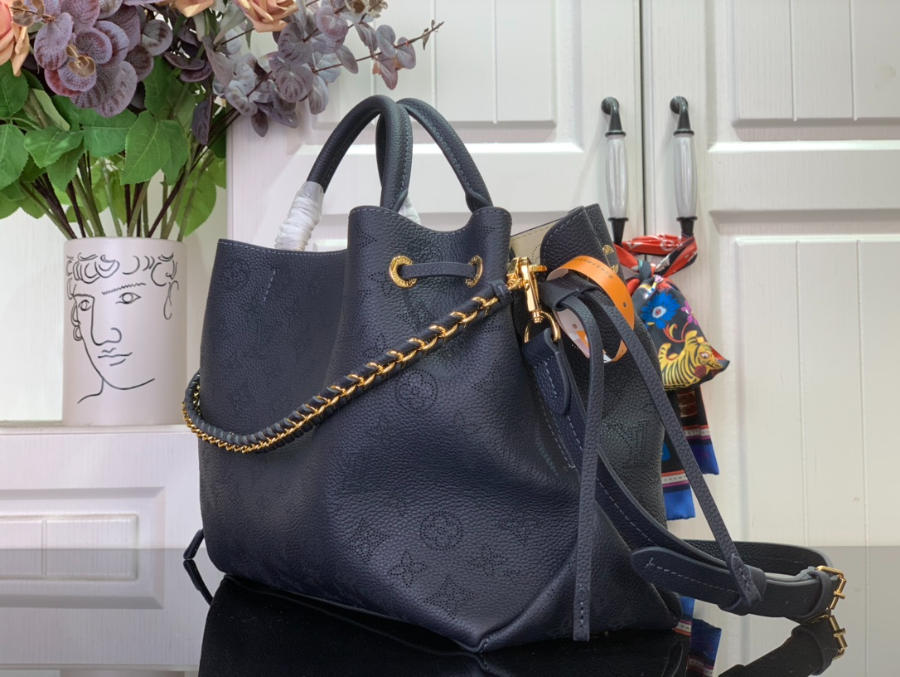 루이비통 벨라 토트백 네이비 M14316 231332cm4.jpg