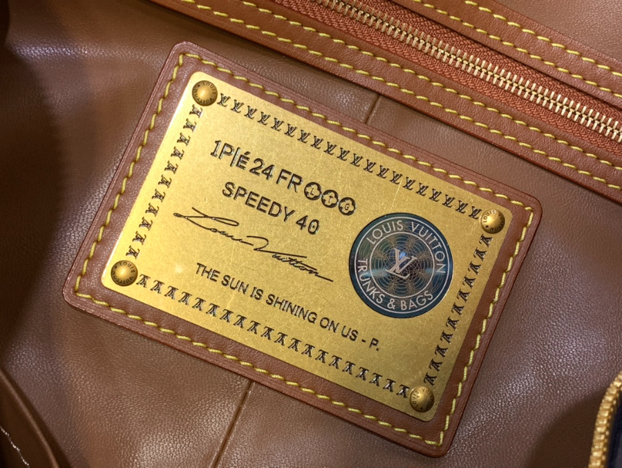 루이비통 스피디 P9 반둘리에 40 M24418 402623cm 네이비9.jpg