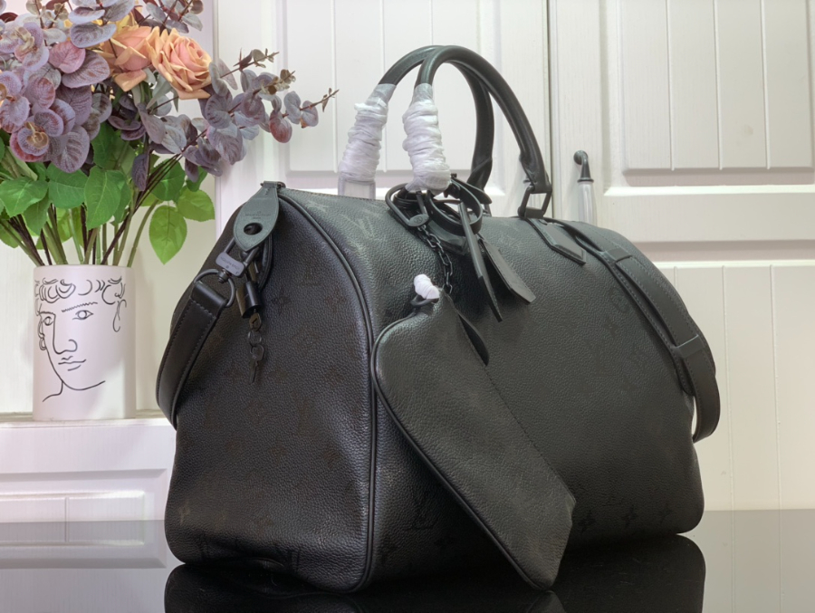 루이비통 스피디 P9 반둘리에 40 블랙 M24419 402623cm5.jpg